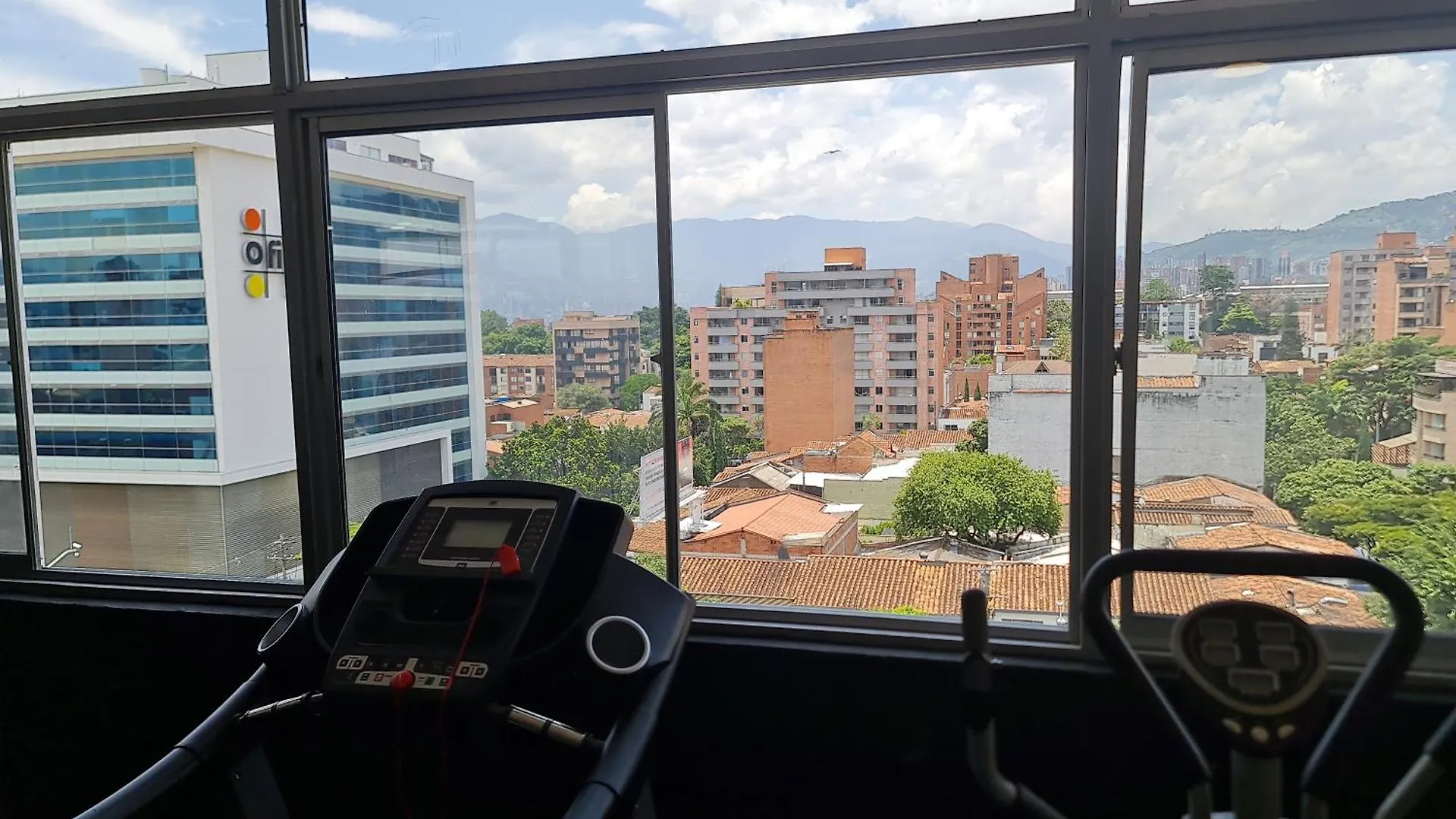 Rg33 Apartasuites Medellin 0*,  Colombia