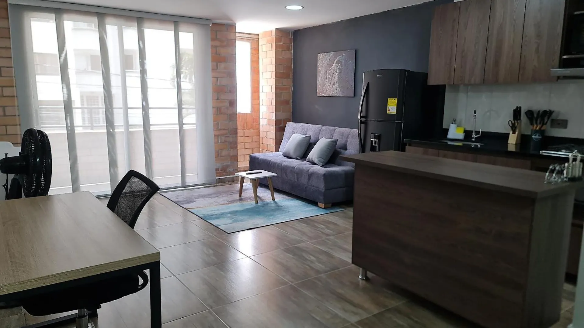 Rg33 Apartasuites Medellin Colombia