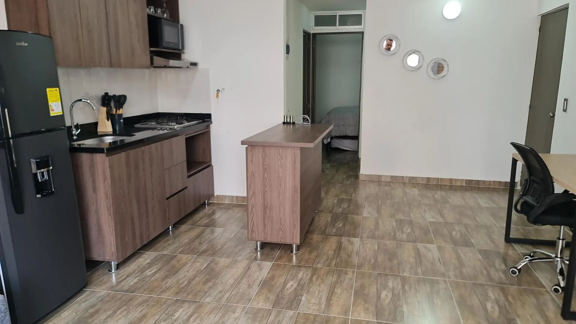 Rg33 Apartasuites Medellin 0*,  Colombia