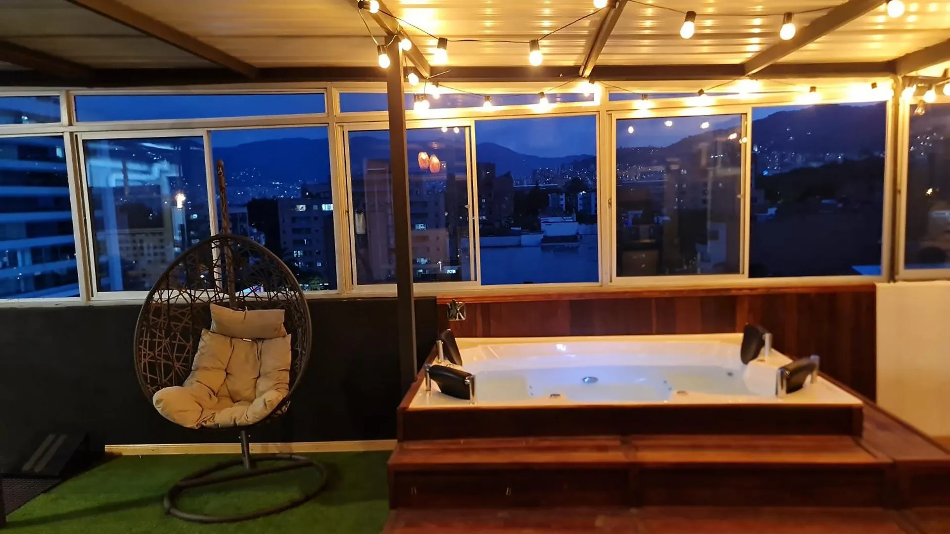 Rg33 Apartasuites Medellin Apartment