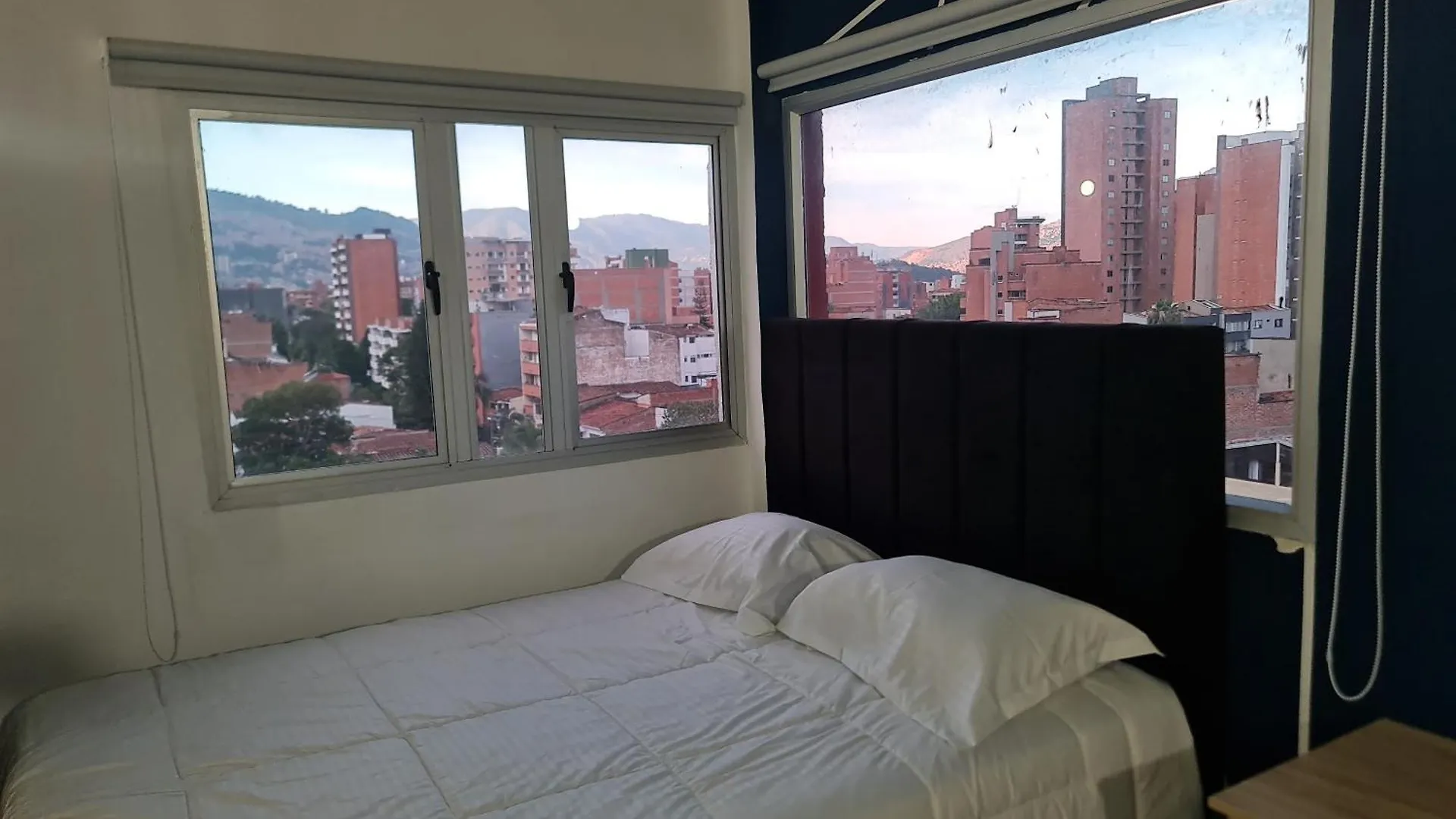 아파트 Rg33 Apartasuites 메딜린