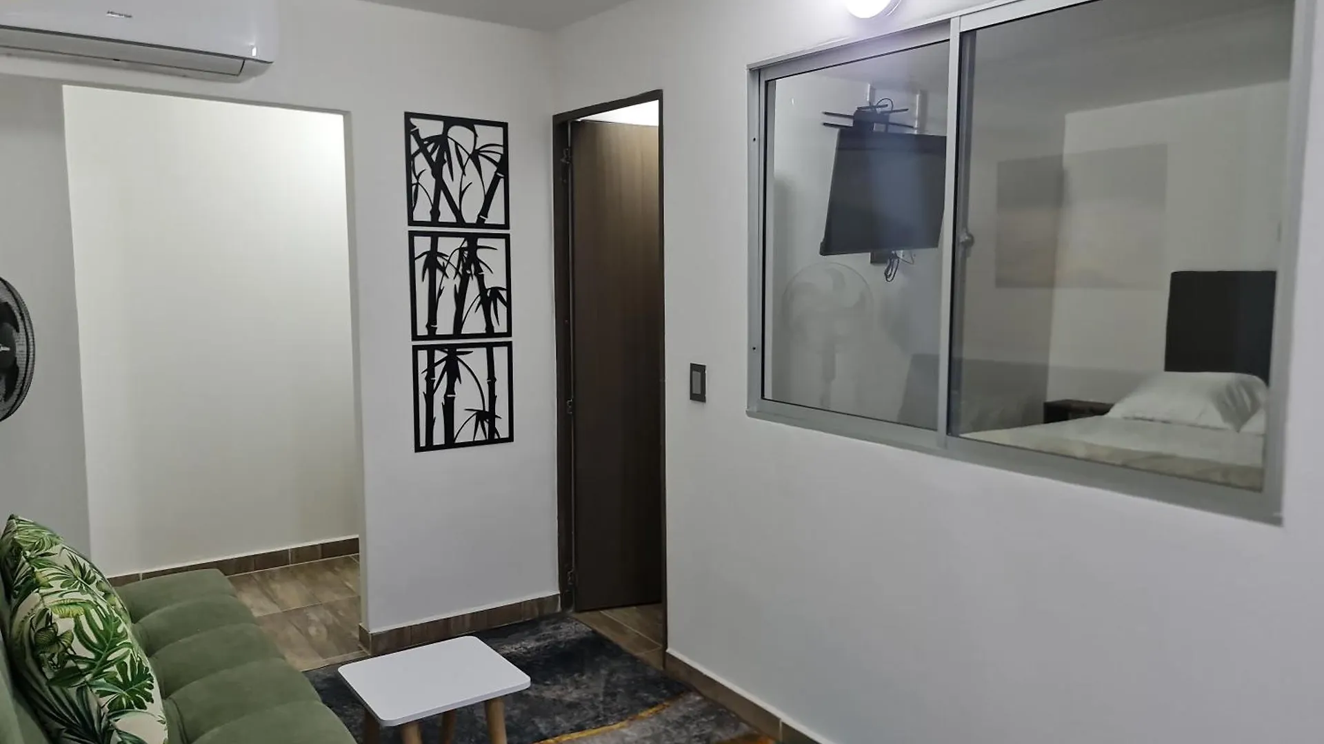 Rg33 Apartasuites 메딜린 콜롬비아